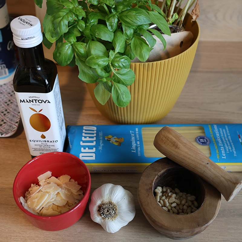 ingredients pesto genovese